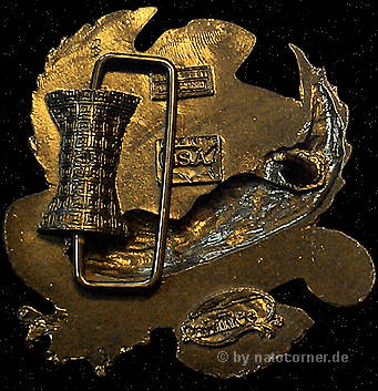 die Kehrseite der Medaille......massiv , korrekt , made in USA